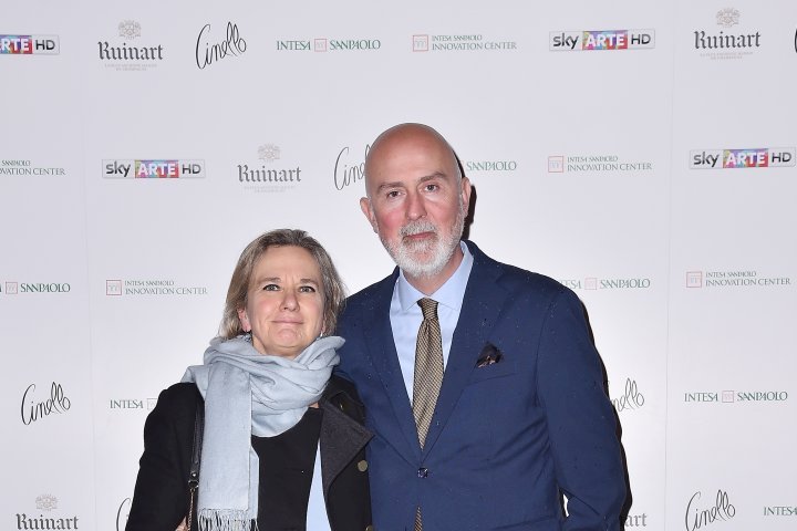 MILAN, ITALY - APRIL 11:  Simona Pandolfini and Carlo Francini attend Save The Artistic Heritage - Vernissage Cocktail on April 11, 2018 in Milan, Italy.  